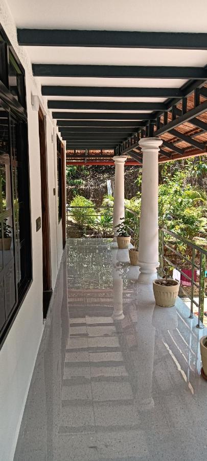 Kund Estate Stay Madikeri Buitenkant foto